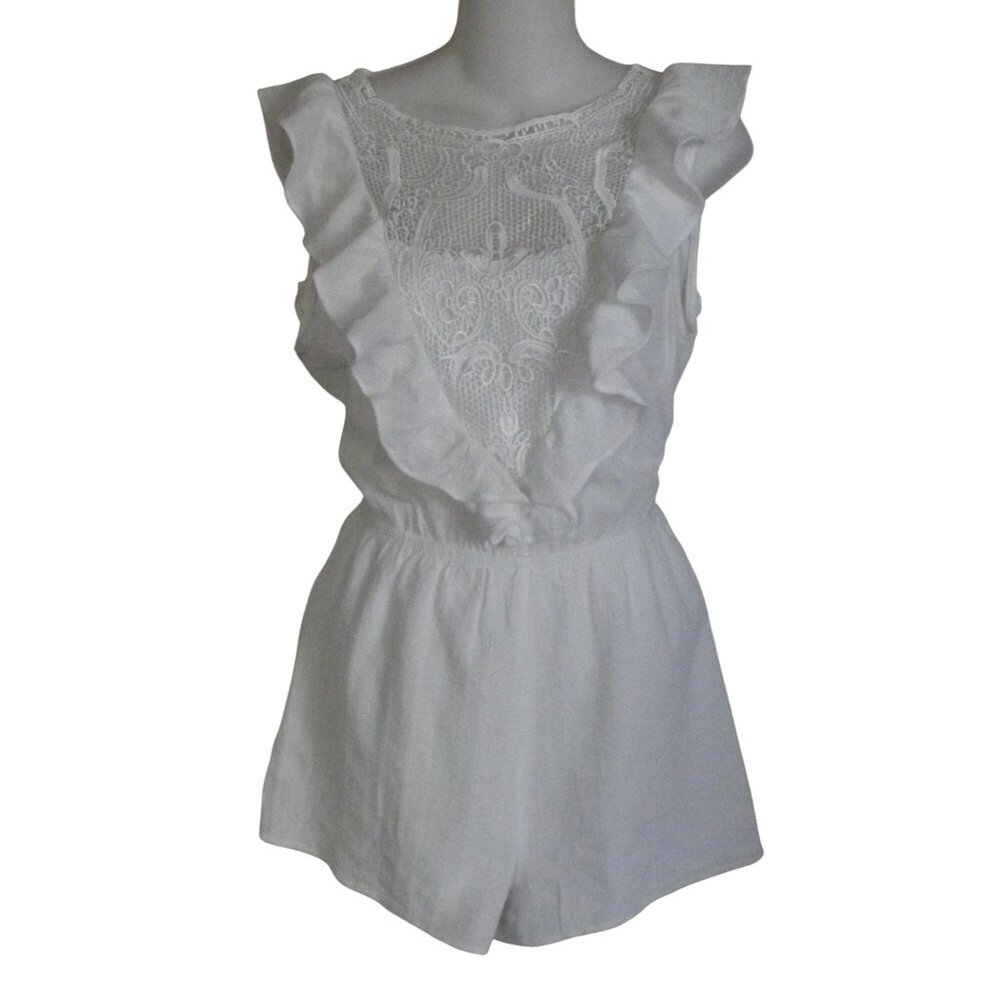 Express Romper Womens Medium shorts white sleeveless front ruffle lace cotton